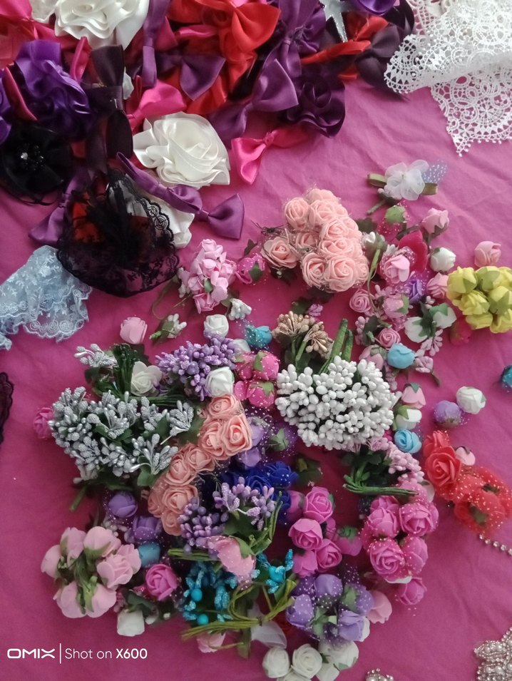 Renkli Çiçek Desenli Pembe Kurdeleli Saç Aksesuarları - Görsel 3