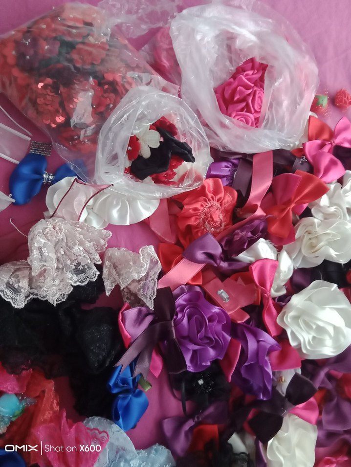 Renkli Çiçek Desenli Pembe Kurdeleli Saç Aksesuarları - Görsel 2