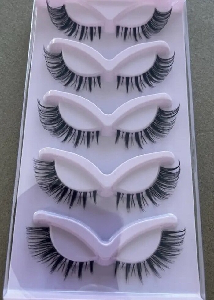 takma kirpik - Görsel 2