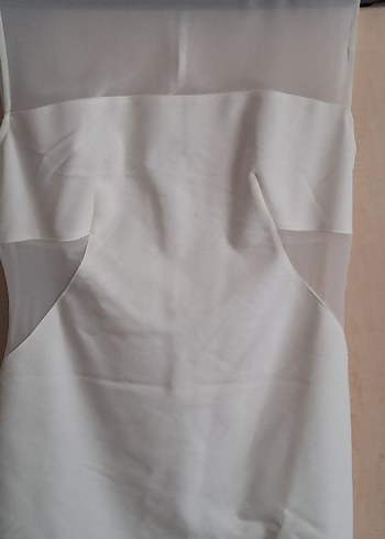 Beyaz Transparan Detaylı Midi Straplez Elbise - Görsel 3