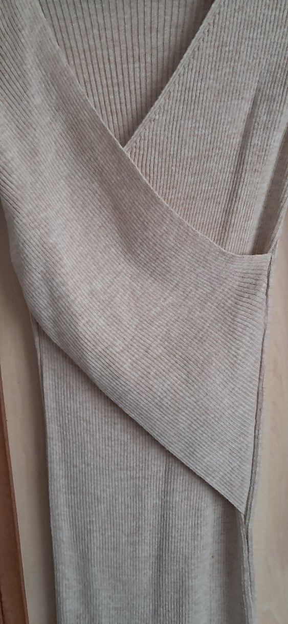 V Yaka Bej Triko Uzun Kollu Elbise - Görsel 2