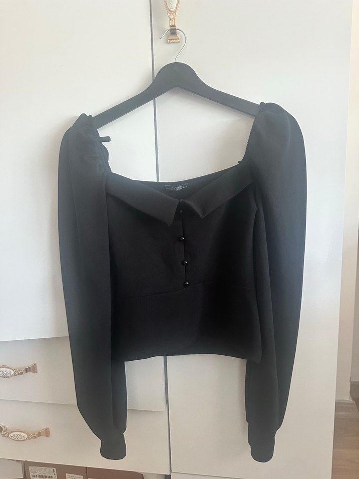 Düğmeli Siyah Uzun Kollu Goth Bluz - Görsel 2