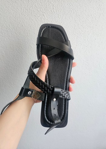 Derimod Siyah Tokalı Kadın Sandalet