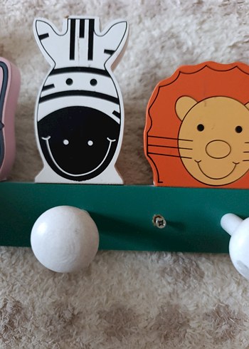 ahşap çocuk odası askılık - Görsel 3