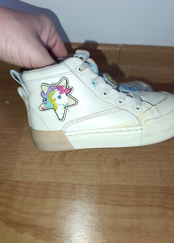 orijinal zara unicorn bot - Görsel 3