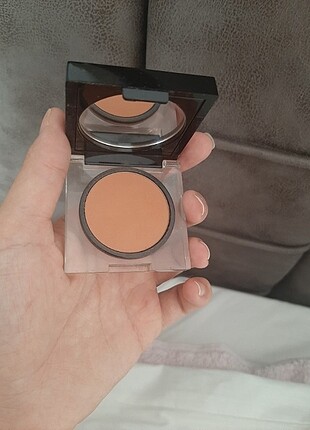 Note mineral blusher 102