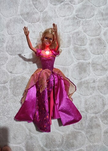 Işıklı müzikli kurmalı barbie