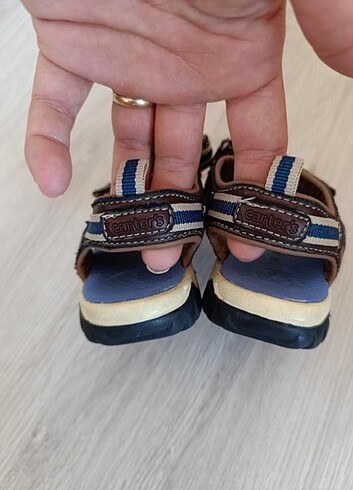 23 Beden kahverengi Renk Carters bebek sandalet 