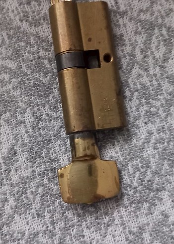 Bej ve Gri Erkek Anahtarlık - Görsel 3