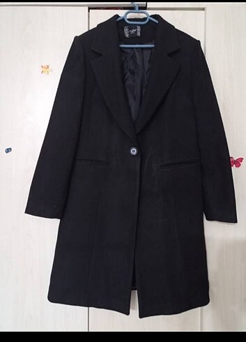 Zara Siyah kaşe astarlı kaban