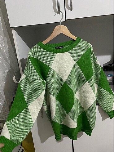 Zara Yeşi baklava desen kazak