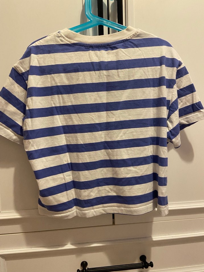 Mavi Beyaz Çizgili Kadın Tişört - Görsel 3