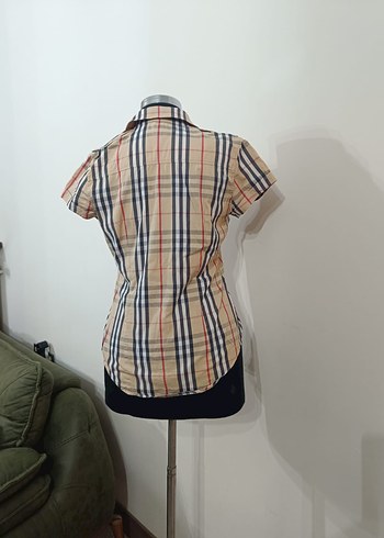 Burberry Düğmeli Bej Kısa Kollu Kadın Gömlek