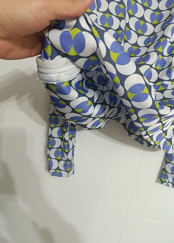 Düğmeli V Yaka Uzun Kollu Bluz - Görsel 6