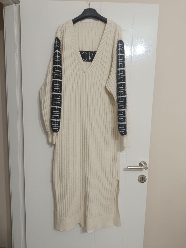 Givenchy Uzun Kollu Beyaz Triko Elbise - Görsel 3