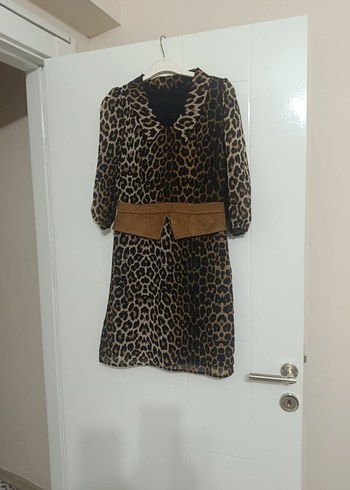 Leopar Desenli Kemerli Mini Elbise - Görsel 2