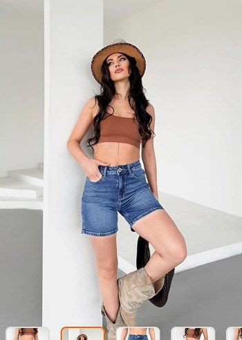 Diğer Kadın Fit Kesim Açık Mavi Denim Mini Şort