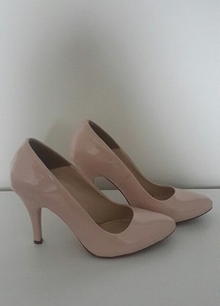 Pudra stiletto 