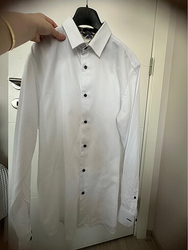 SLIM FIT BEYAZ GOMLEK