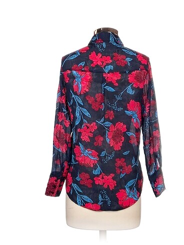 xs Beden Zara Gömlek %70 İndirimli.