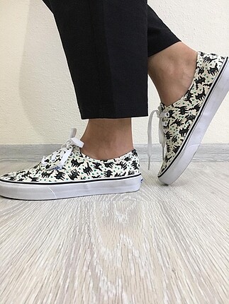 37 Beden Vans orjinal ayakkabı