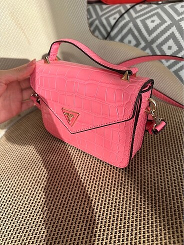 Guess guess çanta