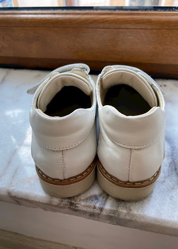 Beyaz Erkek Çocuk Özel Gün Ayakkabısı Velcro - Görsel 3