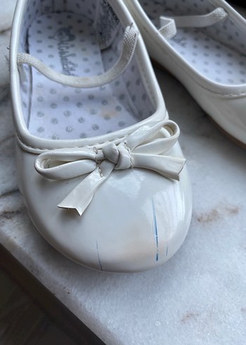 Kız Çocuk Beyaz Tokalı Babet Ayakkabı - Görsel 6