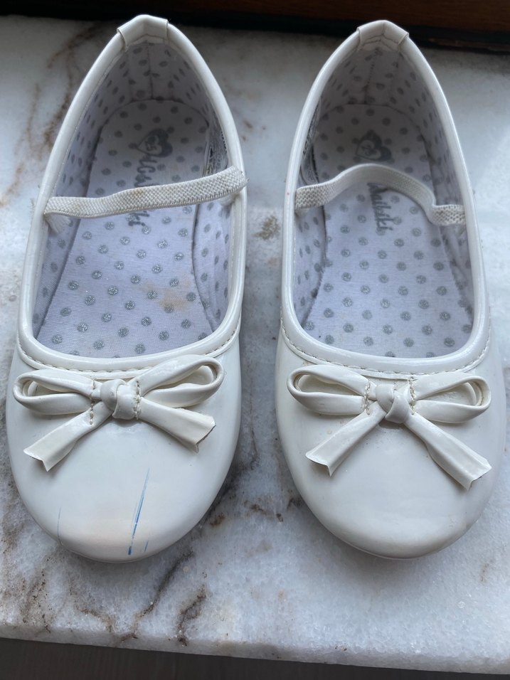 Kız Çocuk Beyaz Tokalı Babet Ayakkabı - Görsel 2