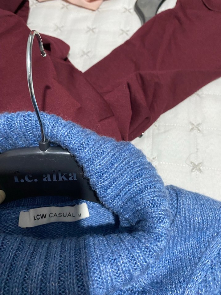 Mavi Balıkçı Yaka Örgü Kadın Kazak - Görsel 3