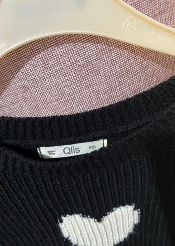 Siyah Nakışlı Kadın Triko Kazak - Görsel 4