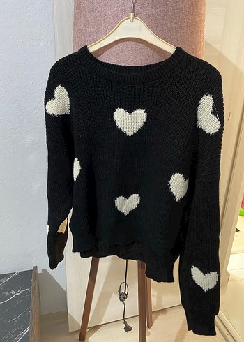 Siyah Nakışlı Kadın Triko Kazak - Görsel 2