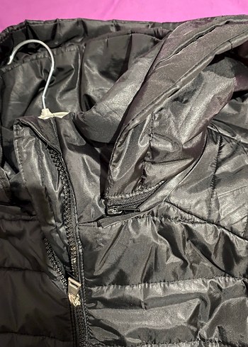 Siyah Fermuarlı Kadın Mont - Görsel 3