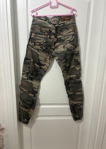 Kemerli Kamuflaj Desenli erkek Kumaş Pantolon M beden yazlık - Görsel 2