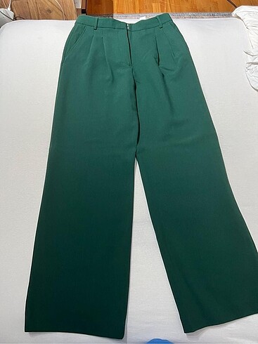 m Beden yeşil Renk Zara Pantolon
