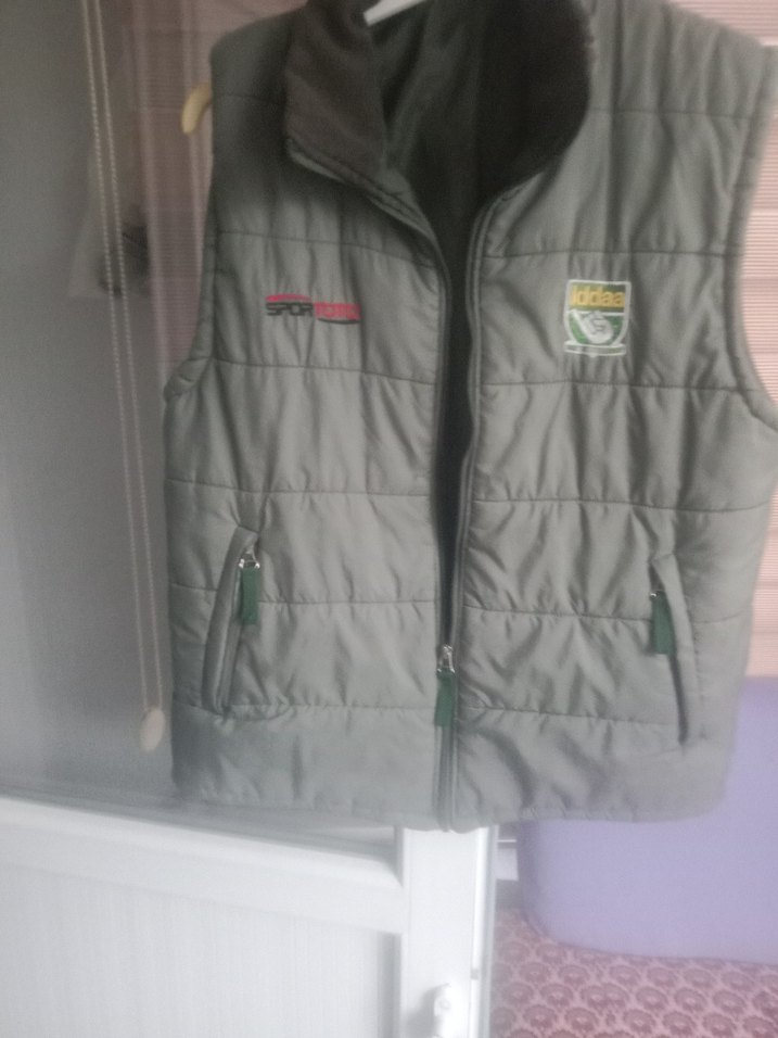 Gri Fermuarlı Erkek Yelek - Görsel 3