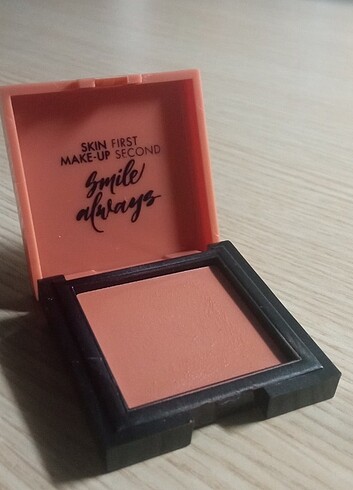 Pastel Pastel krem allık