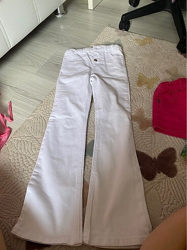 beyaz kız çocuk kot pantalon
