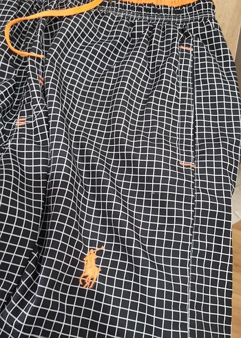 Siyah Kareli Mini Erkek Deniz Şortu - Görsel 3