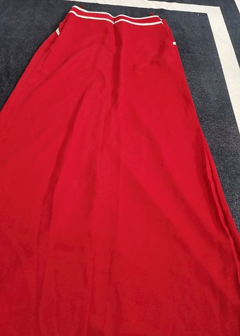 Drapeli Parlak Kırmızı Uzun Kadın Etek - Görsel 6