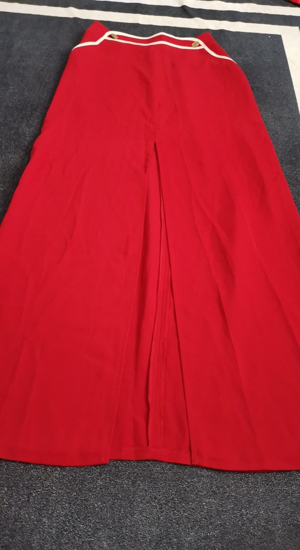 Drapeli Parlak Kırmızı Uzun Kadın Etek - Görsel 2