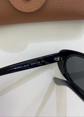 Ray-Ban Siyah Kadın Güneş Gözlüğü - Görsel 3