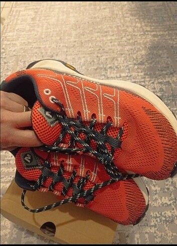 37,5 Beden turuncu Renk Merrell spor ayakkabı