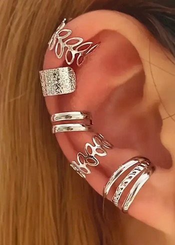 Bohem Zincir Detaylı Gümüş Renkli Küçük Küpeler - Görsel 2