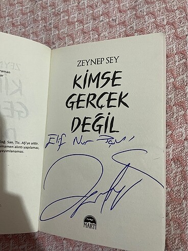 Kimse Gerçek Değil Cep Boy
