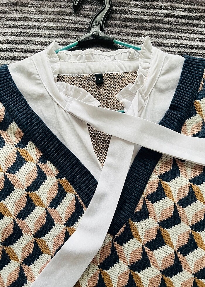 Triko kendinden desenli elbise - Görsel 2