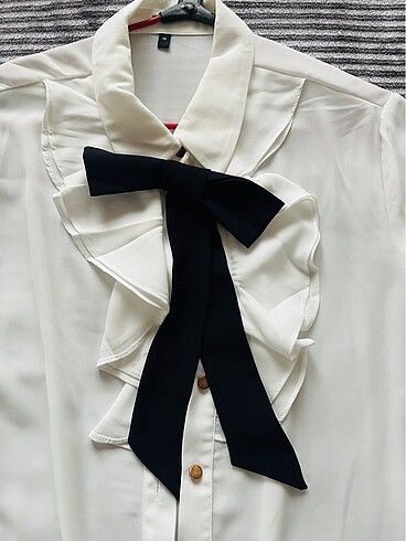 Beyaz Yaka Detaylı Gömlek - Görsel 2