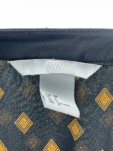 38 Beden çeşitli Renk H&M Kısa Elbise %70 İndirimli.