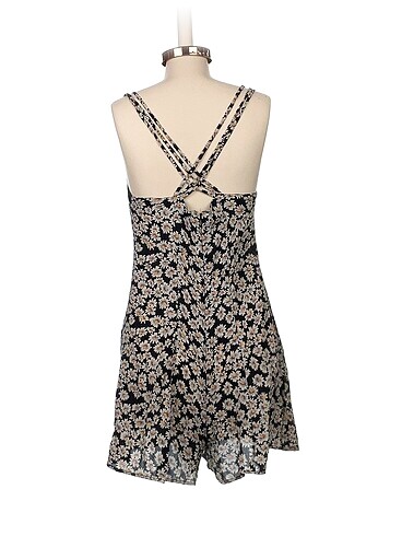 38 Beden Topshop Kısa Elbise %70 İndirimli.