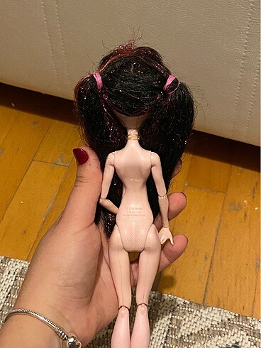  Beden Monster high draculara